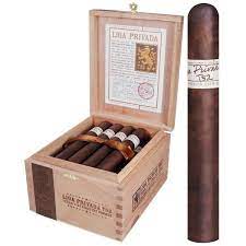 Liga Privada T52 – Corona Doble – 7 x 54 – Box of 24