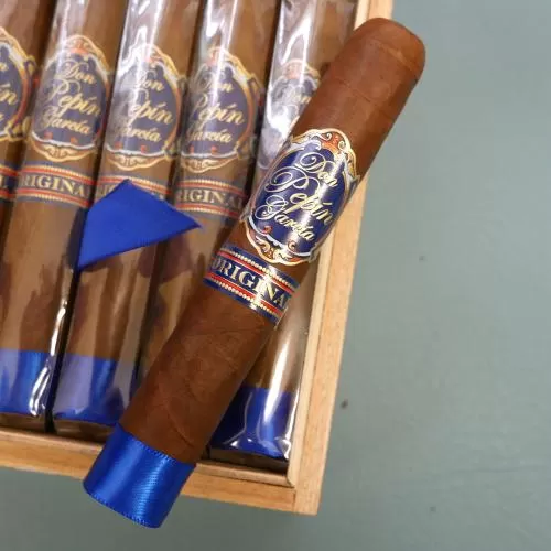 Don Pepin Garcia by My Father Cigars Blue Label Invictos Robusto Cigar - Box of 24 - Image 3